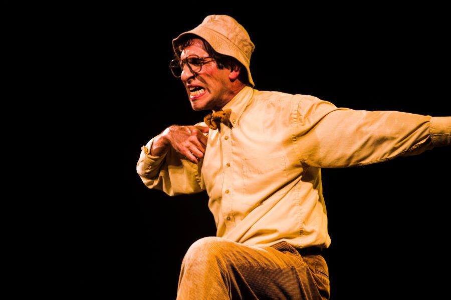 Benoît Turjman vystoupí na festivalu Gasparáda (foto Radek Jílek, Mime Fest 2022)