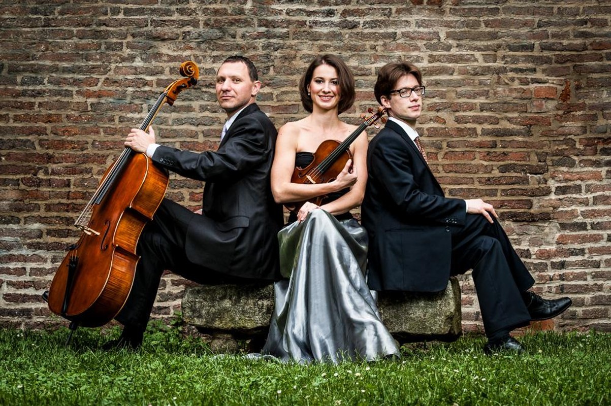 Orbis trio (zdroj Orbis trio)