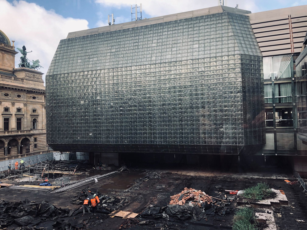 Parkoviště Národního divadla v průběhu rekonstrukce (foto Nová scéna Národního divadla)