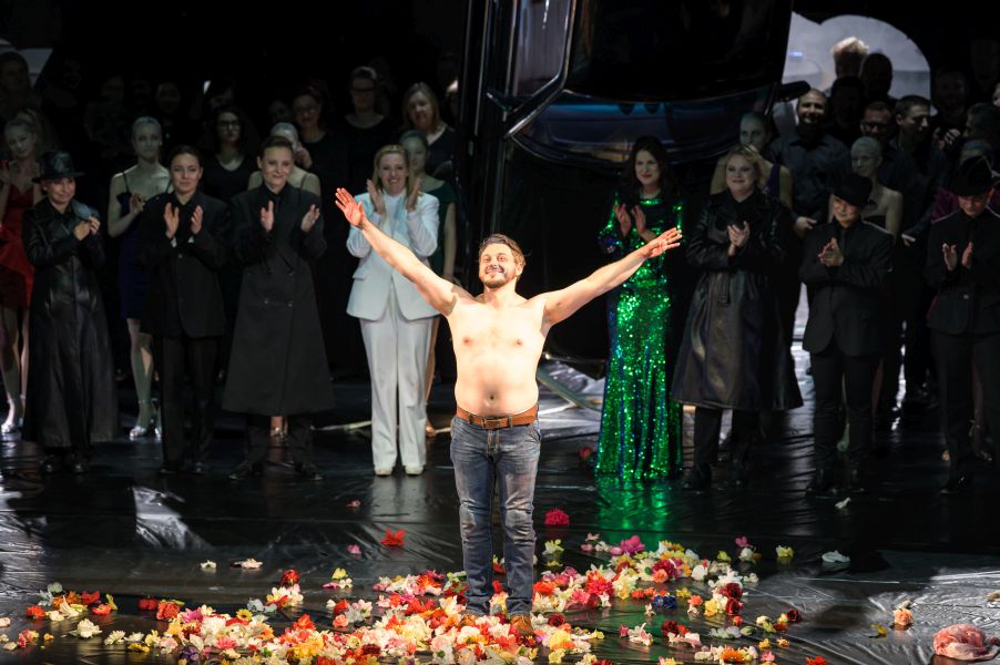Ervín Schulhoff: Plameny – Státní opera, 12. června 2022 (foto Serghei Gherciu)