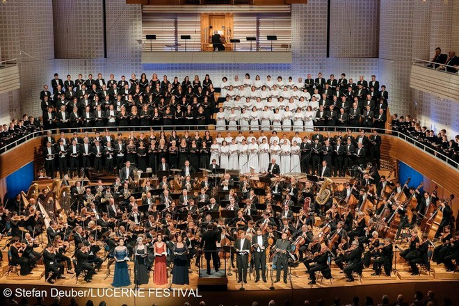 Zahajovací koncert Lucerne Festival 2016 - Concert Hall KKL Lucern 2016 (foto © Stefan Deuber/Lucerne Festival)