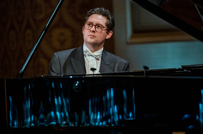 Operní gala: Lukáš Klánský (foto Petr Dyrc)