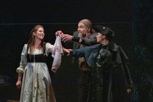 L. v. Beethoven: Fidelio - Helena Beránková, Jiří Přibyl a Barbora Řeřichová - Moravské divadlo Olomouc 2021 (foto: Jan Procházka)