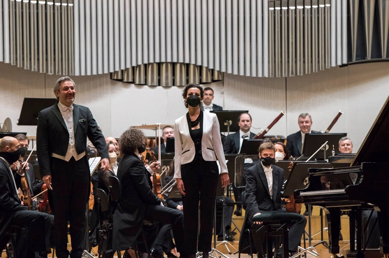 Slovenská filharmonie, Daniel Raiskin, Jordana Palovičová (foto Alexander Trizuljak)