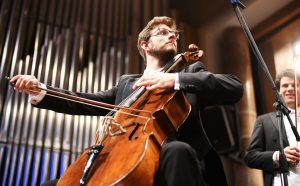 Janáčkova filharmonie Ostrava, koncert 28. 4. 2021: Lobkowicz Trio – Ivan Vokáč (foto Martin Straka)