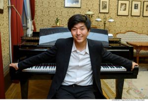 Dongha Lee (foto Petra Hajská)