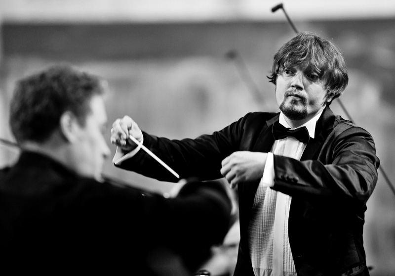 Mezinárodní hudební festival Leoše Janáčka, 3. června 2021: Symfonický orchestr Českého rozhlasu, Ainãrs Rubiķis (foto Martin Straka)
