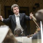 Jakub Hrůša, Česká filharmonie 2020 (foto Petra Hajská)