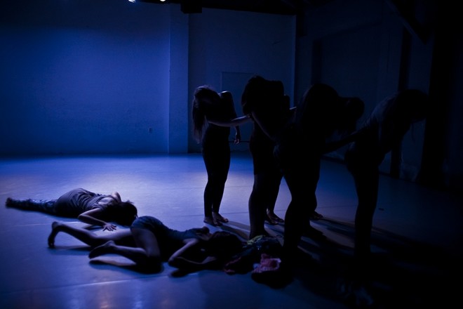 Marta Trpišovská, Lea Švejdová, Michal Záhora: Dialogy - NANOHACH (foto Linda Průšová)