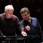 Daniel Barenboim, Radek Baborák (zdroj Wiener Philharmoniker, foto Benedikt Dinkhauser)