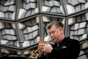 Jiří Houdek a Symfonický orchestr Českého rozhlasu (foto Vojtěch Brlický)