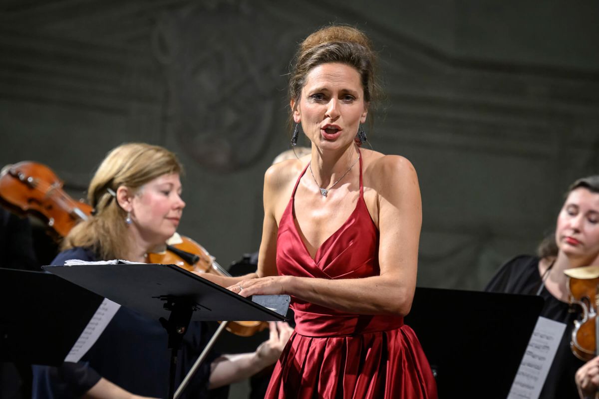 Letní slavností staré hudby: Canto d’Orfeo – Delphine Galou, Collegium Marianum, 08. srpna 2023 (foto Petra Hajská)
