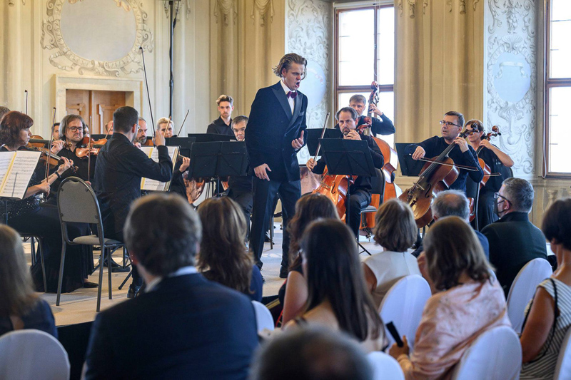 PKF – Prague Philharmonia, Setkání s příběhy umění, 24. června 2021: Peter Kellner (foto Petra Hajská)