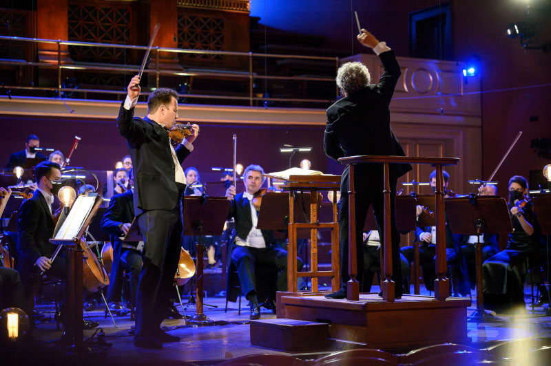 Nikolaj Szeps-Zneider, Semjon Byčkov - Jarní hvězdy České filharmonie II (foto Petra Hajská)