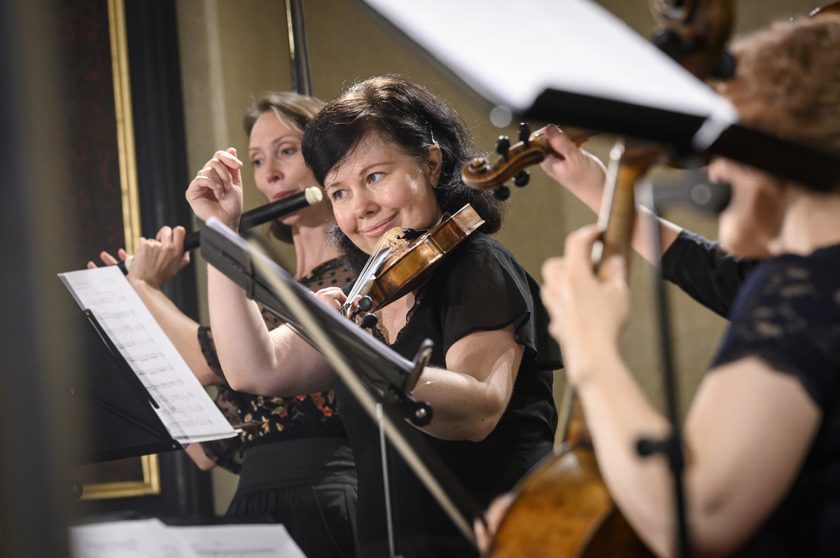 Barokní podvečery, Daphnis et Chloé, 28. června 2021: Collegium Marianum, Jana Semerádová, Lenka Torgersen, Małgorzata Malke (foto Petra Hajská)