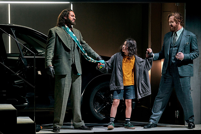 Richard Wagner: Prsten Nibelungův; Zlato Rýna, Bayreuther Festspiele – Tobias Kehrer a Jens-Erik Aasbø (foto Enrico Nawrath)