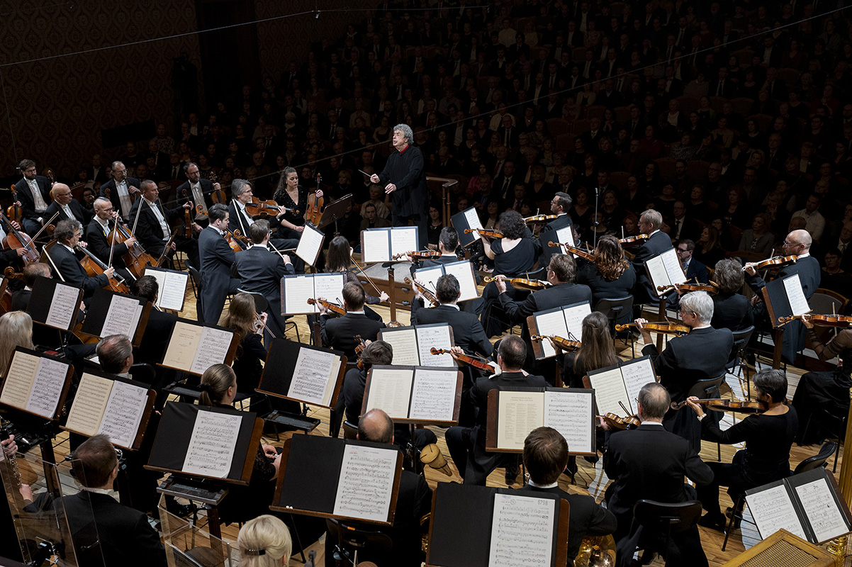 Česká filharmonie • Semjon Byčkov, 30. listopadu 2022 (foto Petr Kadlec)