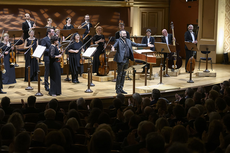 Collegium 1704: Il Polifemo, 15. dubna 2024, Rudolfinum, Dvořákova síň – Luigi De Donato a Václav Luks (foto Petra Hajská)