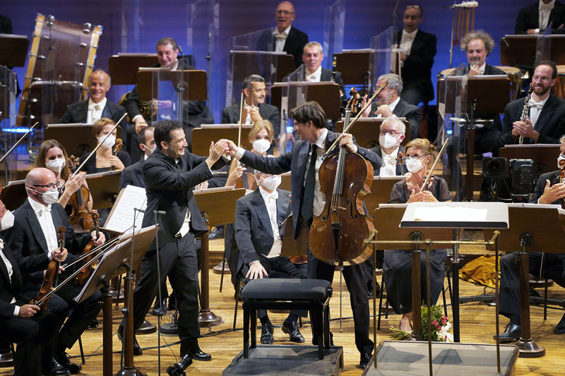 Dvořákova Praha – Zahajovací koncert, 6. září 2021: Filarmonica della Scala, Daniel Müller-Schott a Andrés Orozco-Estrada (zdroj Dvořákova Praha)