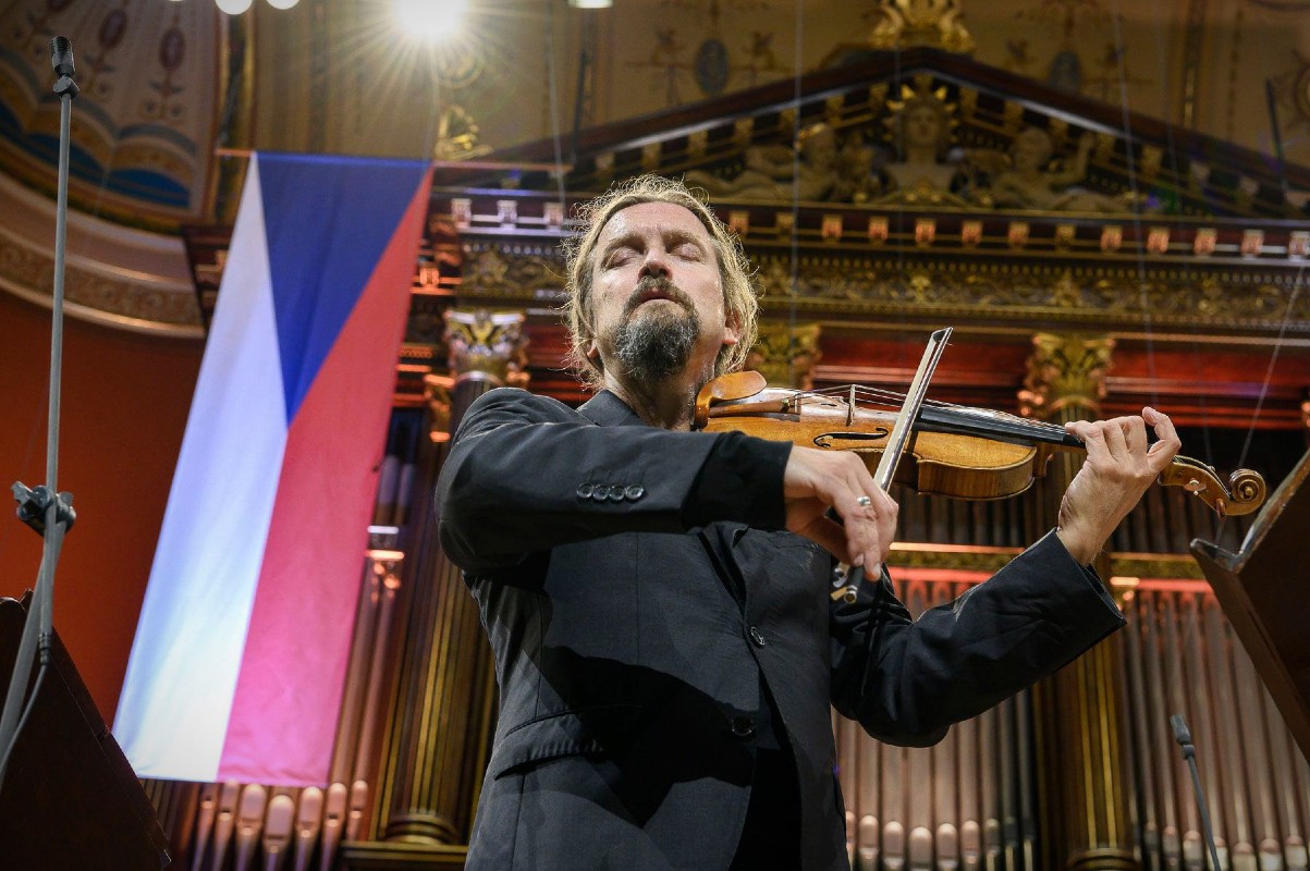 Christian Tetzlaff, koncert České filharmonie 10. září 2021, Mezinárodní hudební festival Dvořákova Praha (foto Petra Hajská, zdroj MHF Dvořákova Praha)