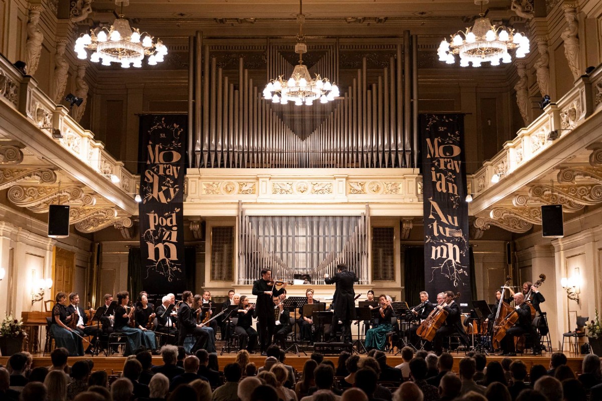 Noah Bendix-Balgley, Württemberský komorní orchestr Heilbronn, Benjamin Reiners, 3. října 2021, Filharmonie Brno (zdroj Moravský podzim)