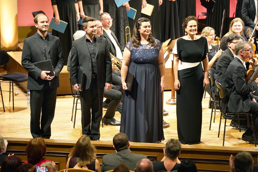 Eric Stoklossa, Tobias Berndt, Henriette Gödde, Simona Šaturová, Mozartova labutí píseň Rudolfinum, Dvořákova síň 11. října 2021 (zdroj Collegium 1704)