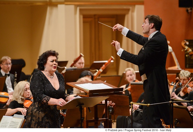 Litevský národní symfonický orchestr: Violeta Urmana, Modestas Pitrėnas - 23.5.2016 Pražské jaro 2016 (foto © Pražské jaro - Ivan Malý)
