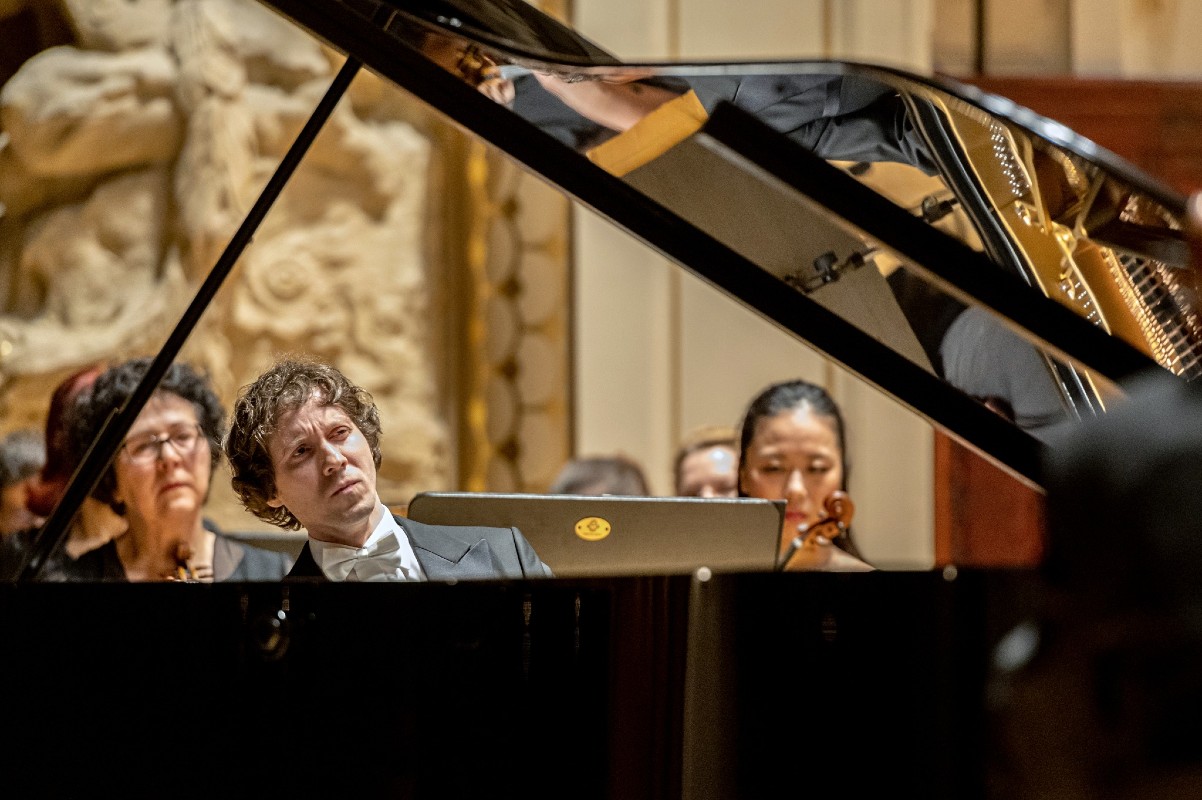 Rafał Blechacz (zdroj Symfonický orchestr hl. m. Prahy, foto Petr Dyrc)