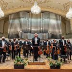 Slovenská filharmonie a James Judd (foto Alexander Trizuljak)