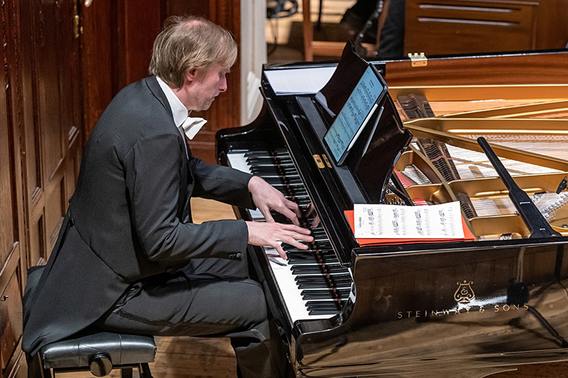 Zdeněk Liška: Mistr filmové hudby – Ivo Kahánek, Symfonický orchestr hl. m. Prahy FOK, Kühnův smíšený sbor, 23. března 2022 (foto Petr Dyrc)