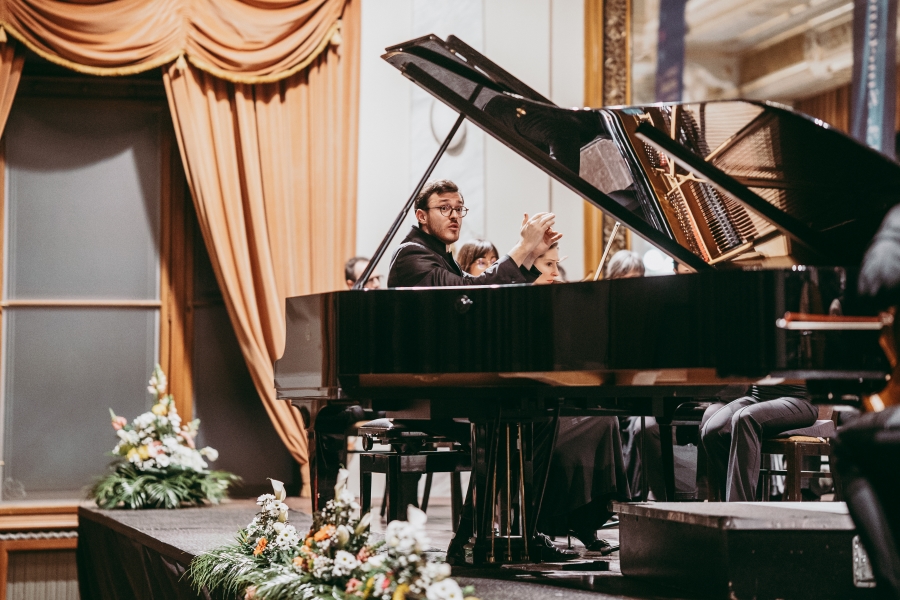 Alexander Blettenberg & Norimberší symfonikové, 2. března 2023, Měšťanská beseda, Plzeň (zdroj Filharmonie Plzeň, foto Jan Růžička)