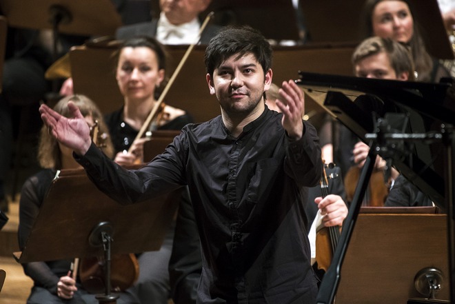 Bezhod Abduraimov & Jakub Hrůša a Česká filharmonie - duben 2016 (foto Petra Hajská)