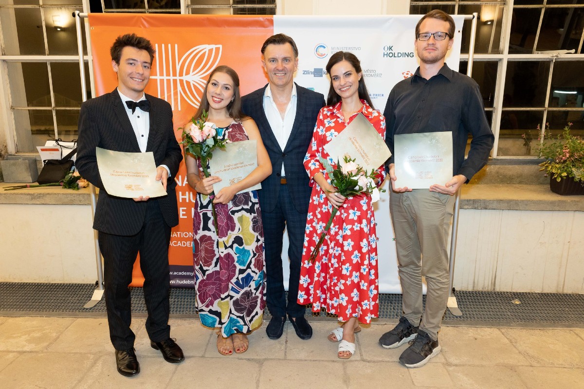 Matej Pčolinský, Nina Krížová, Tomáš Netopil, Adriana Banásová,Nikita Ruzhavinskiy, Letní hudební akademie Kroměříž 2022 (zdroj Letní hudební akademie Kroměříž)