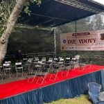Opera v Šárce: foto z příprav inscenace Dvě vdovy (zdroj Opera v Šárce)