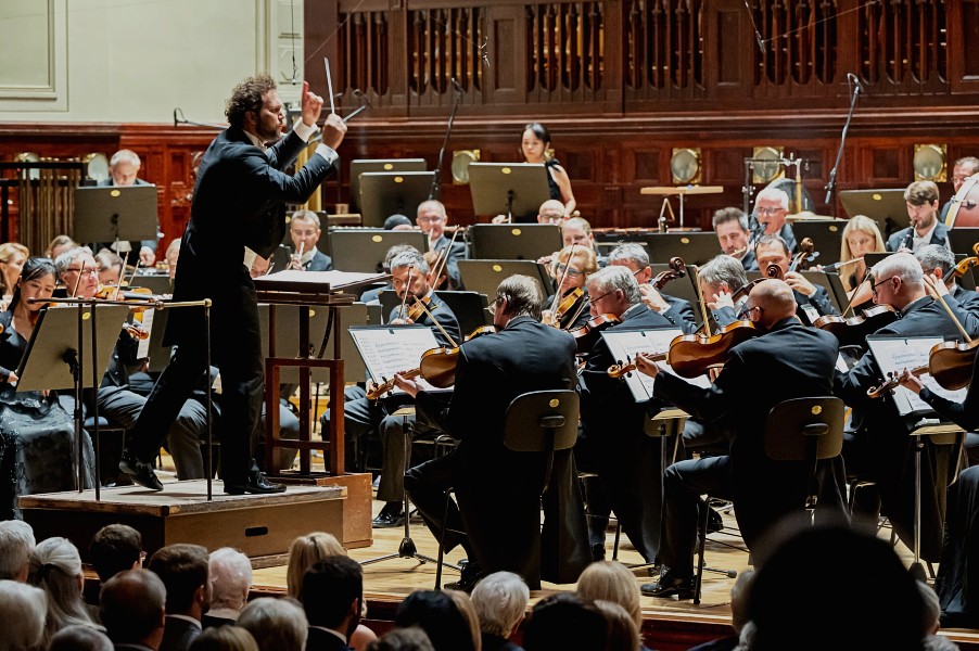 Symfonický orchestr hl. m. Prahy FOK: Óda na radost – Zahajovací koncert sezóny – Tomáš Brauner, 21. září 2022, Rudolfinum (zdroj Symfonický orchestr hl. m. Prahy FOK)