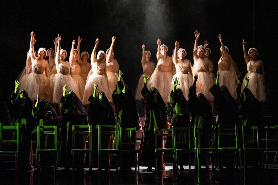 Francis Poulenc: Dialogy karmelitek – Divadlo F. X. Šaldy Liberec (zdroj Divadlo F. X. Šaldy Liberec, foto Daniel Dančevský)