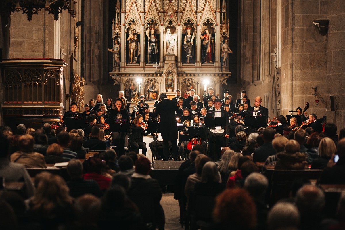 Haydnovy hudební slavnosti: Závěrečný koncert 30. ročníku – 12. října 2022, katedrála sv. Bartoloměje, Plzeň (zdroj Filharmonie Plzeň, foto Dominik Beránek)