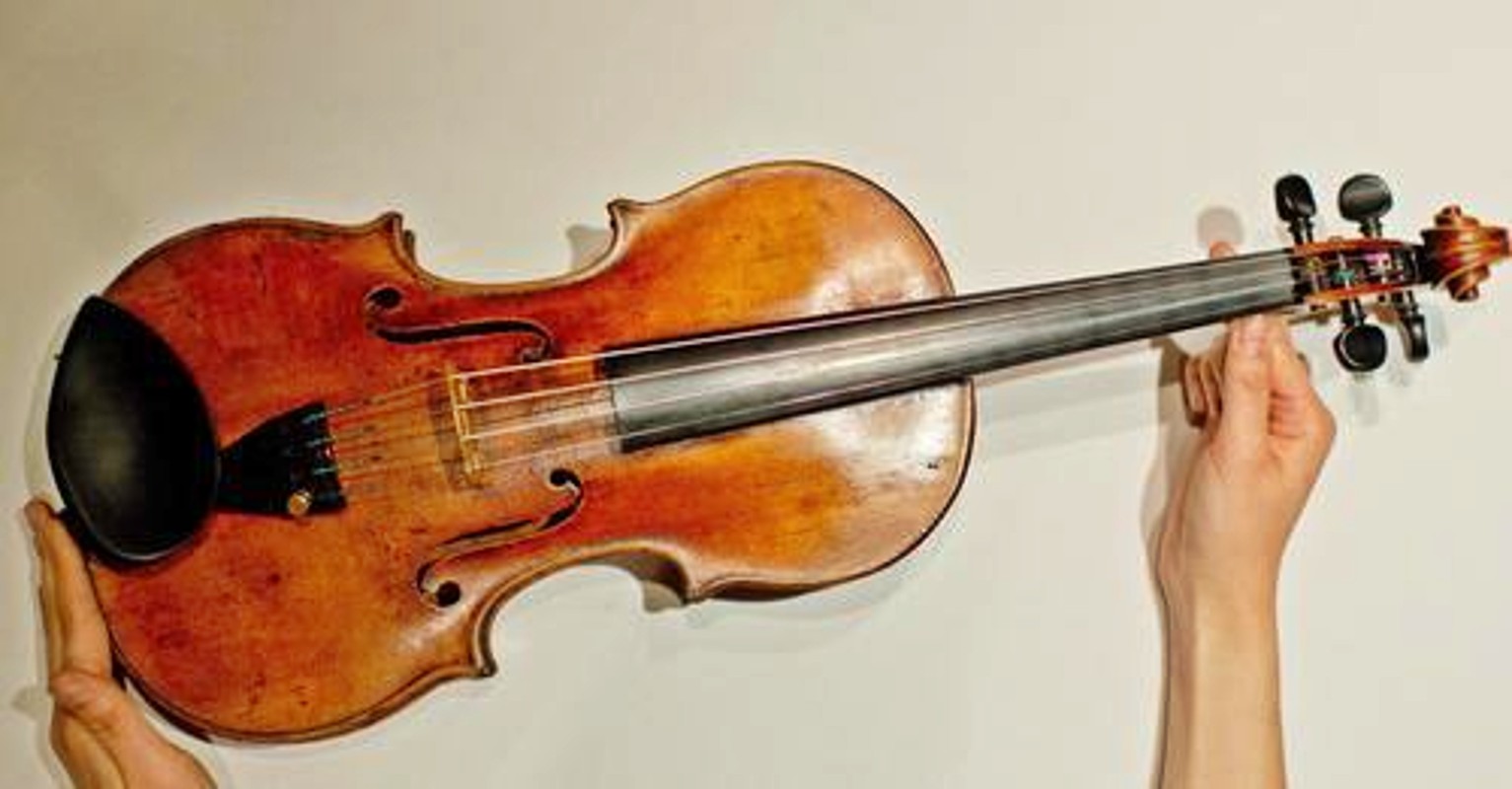 Lauterbachovy stradivárky (zdroj Sound research club)