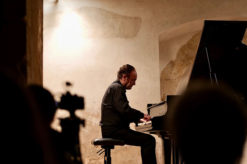 Akademie Ivana Moravce, Prague Music Performance – Jonathan Powell: Skrjabin 150, 22. listopadu 2022 (foto Marek Bouda)