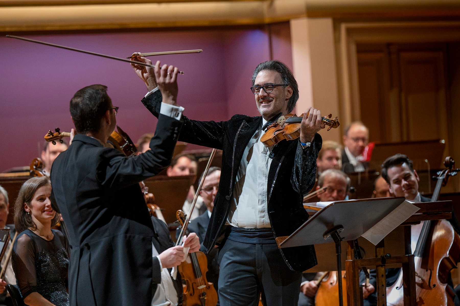 Jan Fišer, Leonidas Kavakos, Česká filharmonie, 14. prosince 2022 (zdroj Česká filharmonie)