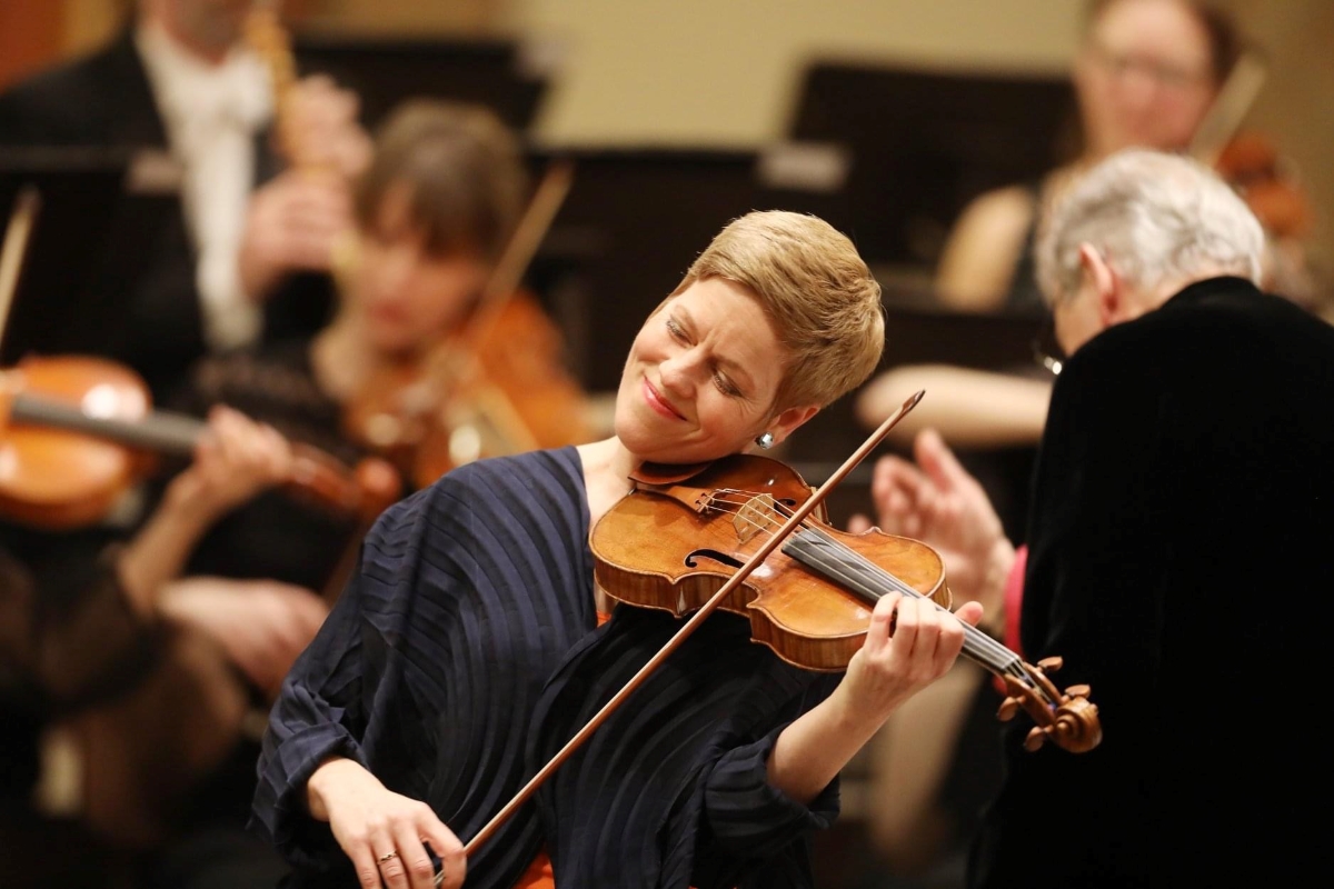 Isabelle Faust (zdroj Isabelle Faust)