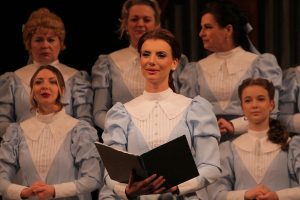 Florimond Hervé: Mam’zelle Nitouche – Monika Sommerová, Severočeské divadlo opery a baletu v Ústí nad Labem (foto Marek Russ)
