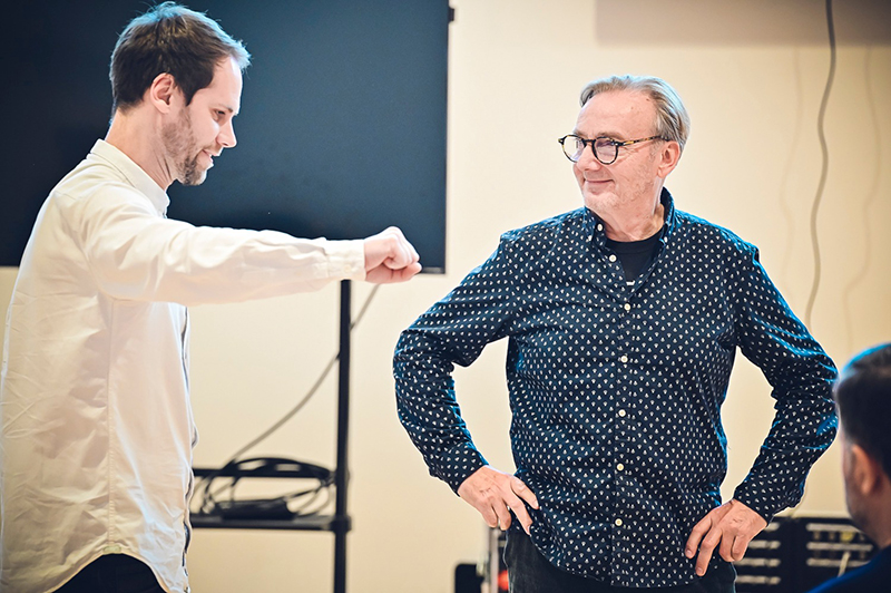 Giuseppe Verdi: Falstaff – zkouška, Národní divadlo Brno, Ondřej Havelka (foto Marek Olbrzymek)