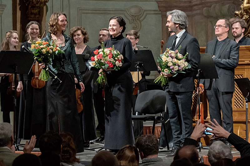 Symfonický orchestr hl. m. Prahy FOK: Pergolesi, Stabat Mater, 4. dubna 2023 – Jana Semerádová, Simona Šaturová, Gabriel Díaz, Collegium Marianum (foto Petr Dyrc)