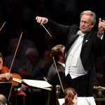 Sir John Eliot Gardiner (zdroj Monteverdi Choir & Orchestras, foto Chris Christodoulou)