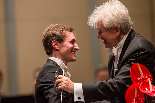 Česká filharmonie - Jiří Bělohlávek, Josef Špaček - Moravský podzim 2015 (foto Petr Francán)