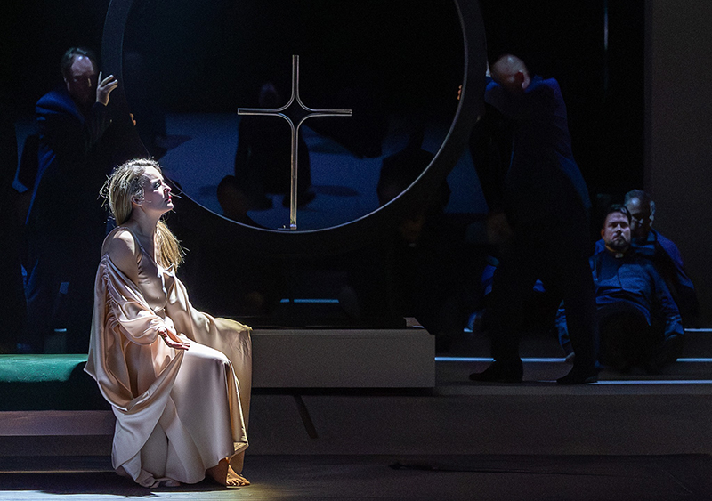 Antonín Dvořák: Armida, Národní divadlo v Praze – Alžběta Poláčková (Armida) (foto Zdeněk Sokol)