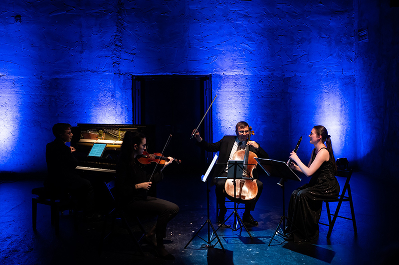 PKF – Prague Philharmonia; S5 Francie: Pierre Boulez a Olivier Messiaen, 16. května 2023 – Filip Martinka, Kateřina Krejčová, Lukáš Pospíšil a Anna Paulová (foto Milan Mošna)