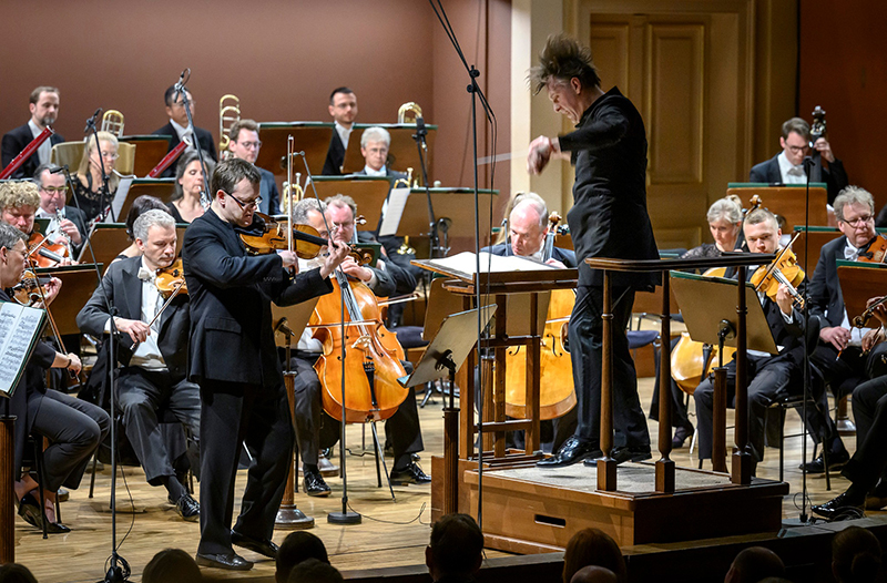 Pražské jaro: Essener Philharmoniker, 19. května 2023 – Frank Peter Zimmermann a Tomáš Netopil (foto Petra Hajská)