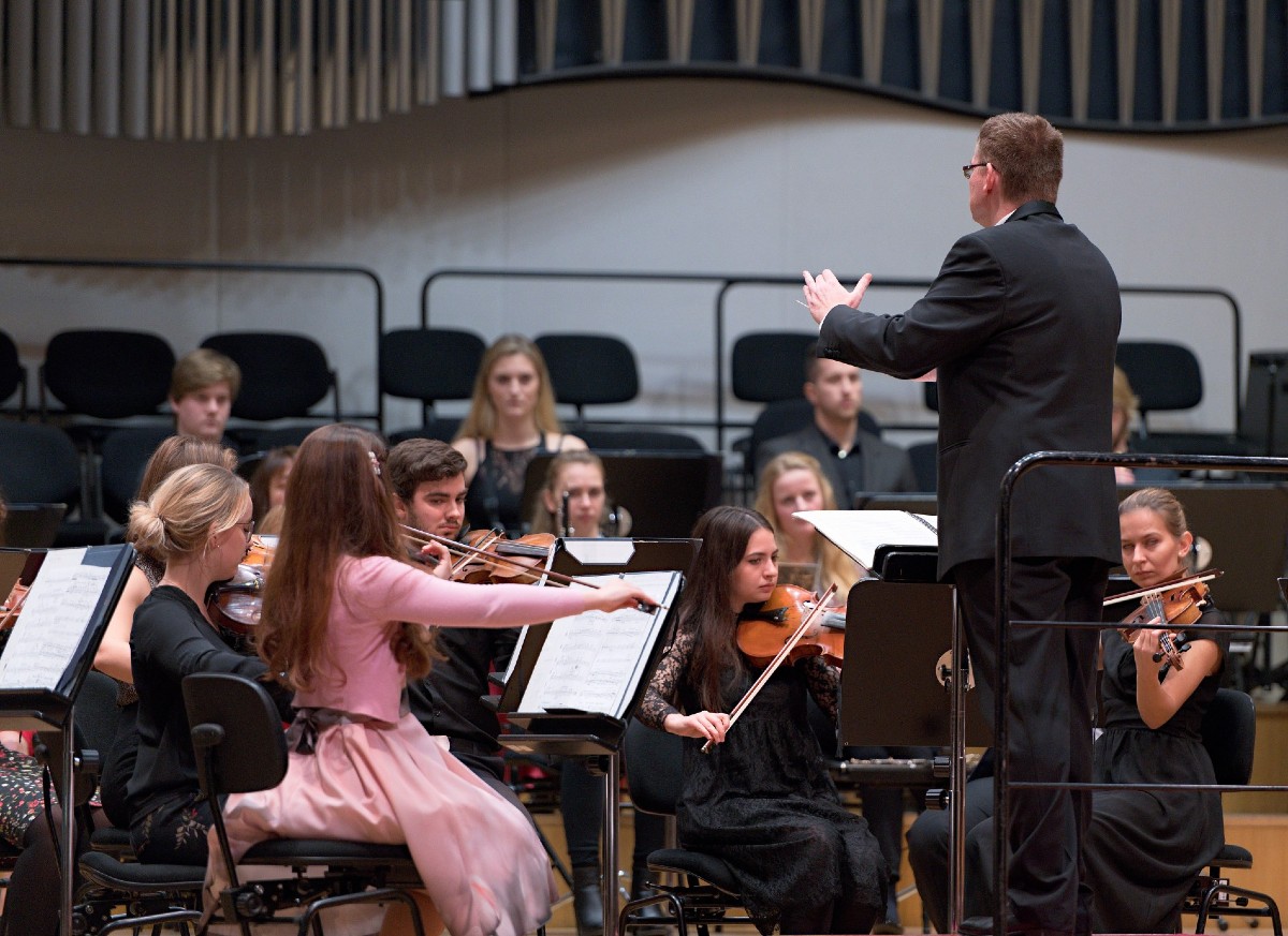 Juraj Jartim (zdroj Slovenská filharmonie, foto Jan F. Lukas)